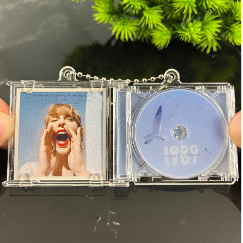 1989 NFC Tag - Taylor Swift